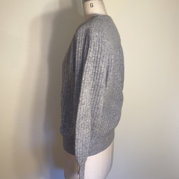 VERONICA JONES | 1960’S SWEATER - Picture 6 of 10